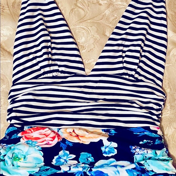 Swimming suit - Picture 1 of 1